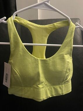 Outdoor Voices Doing
Things Thrive Sports Bra w/ padding Margarita Size XXS NWT